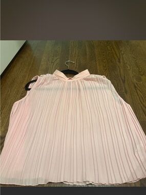 Zara Light Pink Pleated Sleeveless Blouse